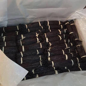JL Gourmet Madagascar vanilla bean ideal for ice cream.
