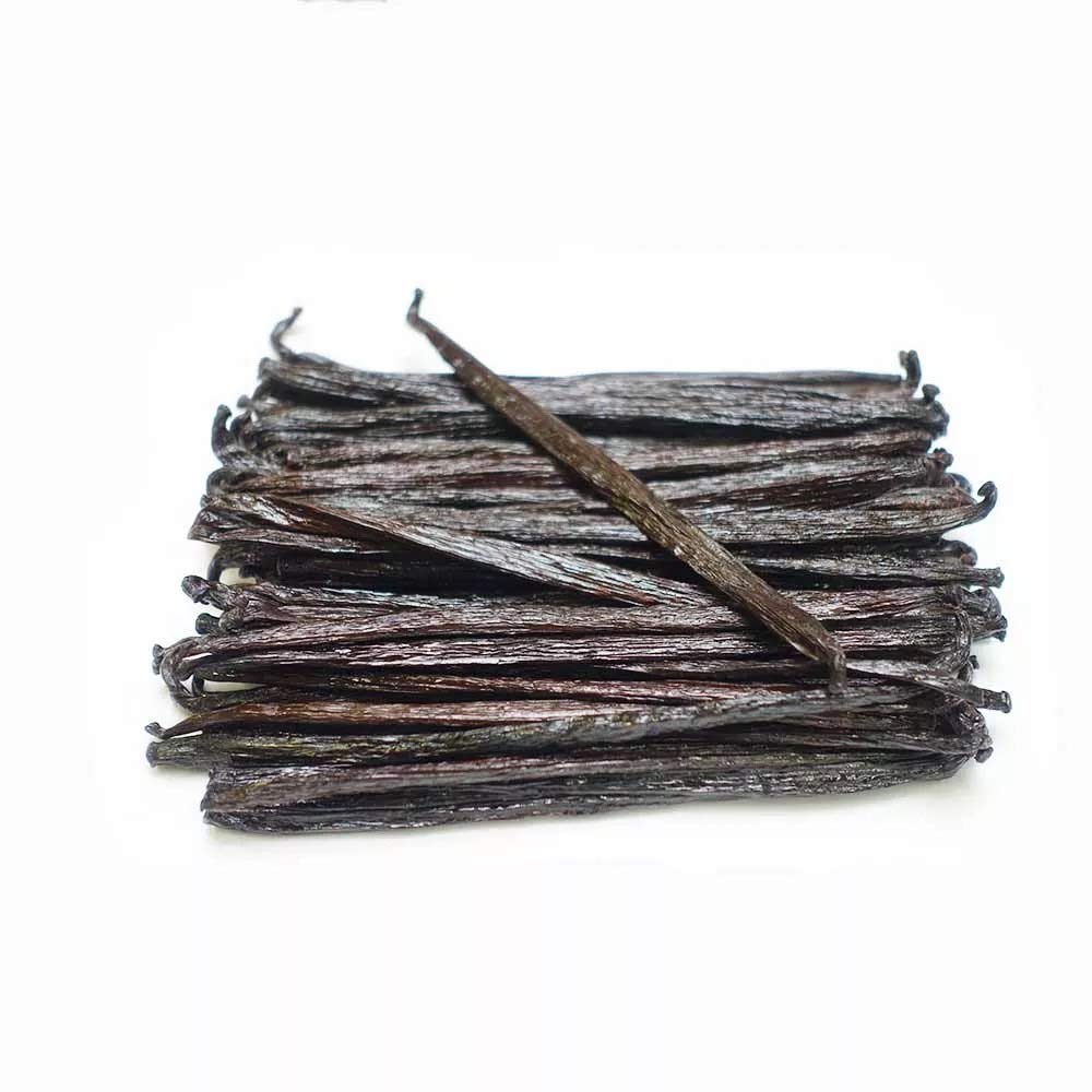 JL Gourmet Imports fragrant cured vanilla beans from 2025 harvest ready to elevate recipes.