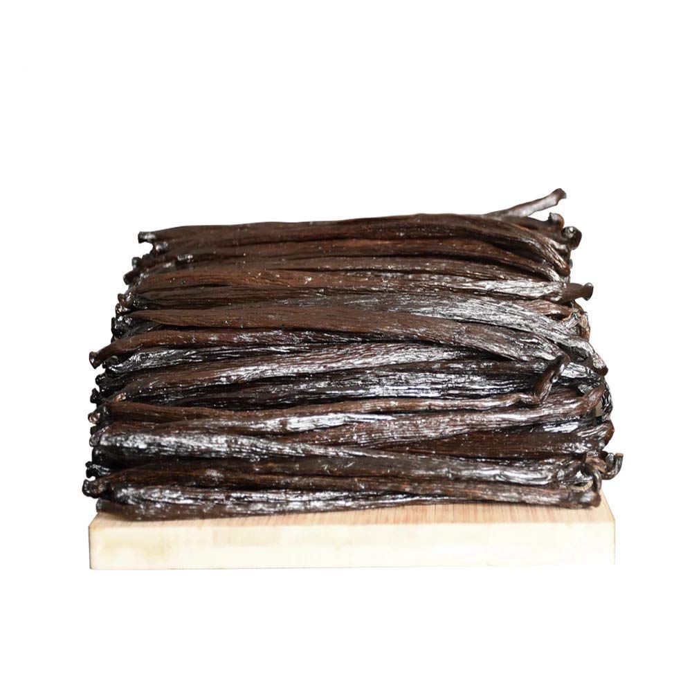 JL Gourmet Imports vanilla beans show rich caviar for premium flavor.
