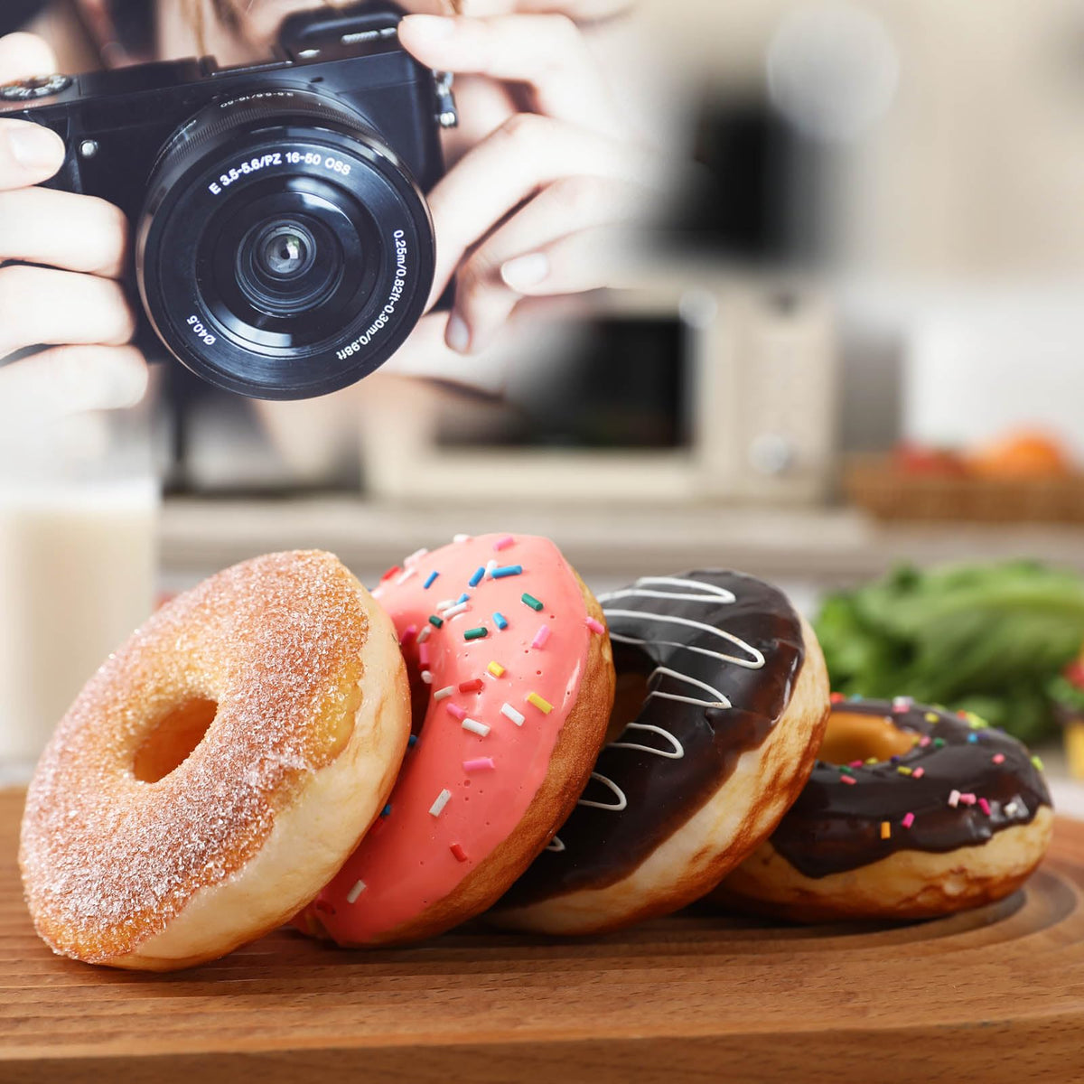 Joeabor lifelike donuts for gifts and art projects.