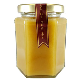 John Mellis Apiaries Ling Heather honey closeup reveals smoky aroma.