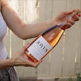 Joyus with food pairing highlights a low sugar option.