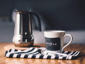 JSEVEN coffee sticks ready for hot or iced beverages anywhere.