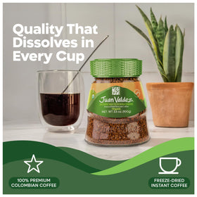 Juan Valdez Organic freeze-dried coffee packaging close-up highlights quality and organic origin.