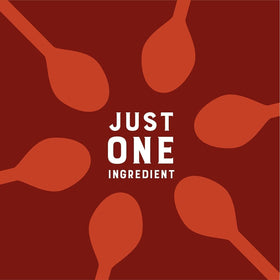 Judee's starch comes in a resealable pouch to preserve freshness after opening.