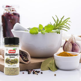 June Street Market basil spice jar close-up, ideal for adding fresh flavor to pasta and salads.