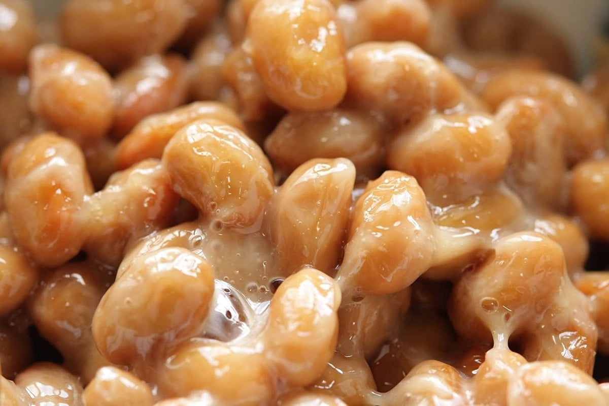 K-Herb Natto powder jar close-up conveys freshness and storage-friendly packaging.