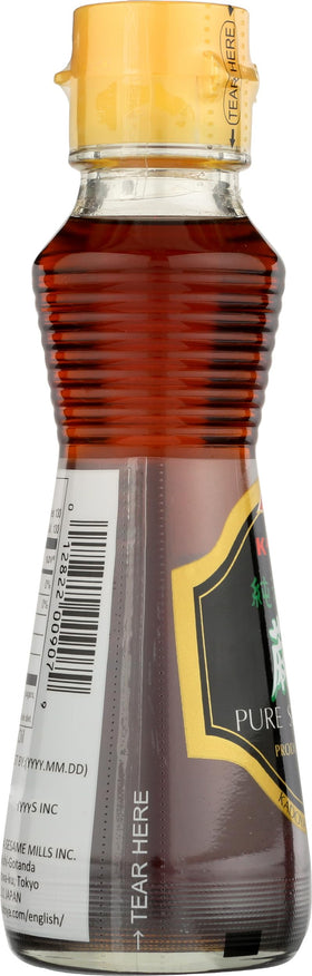 Kadoya sesame oil label signals purity and quality.