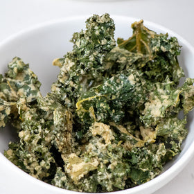 Kale Bros Classic Kale Chips USA-made seal emphasizes local quality.