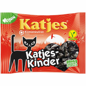 Katjes Kinder cat-shaped licorice drops in a six-can pack, ideal for parties.
