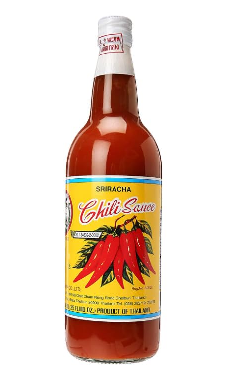 KDJMDL Sriracha Shark Brand chili sauce bottle adds medium heat to soups and noodles