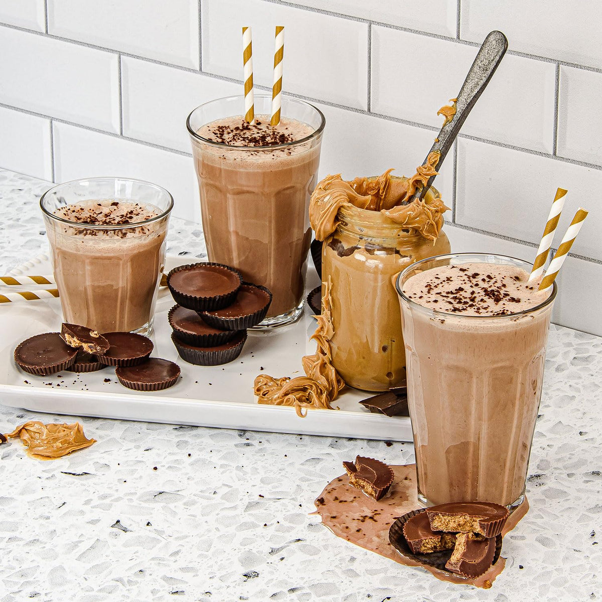 Keto Chow Chocolate Peanut Butter meal prep bowl shows customizable high-fat, low-carb feeding.