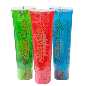 Kidsmania Sour Ooze Strawberry tube perfect for kids' treats.