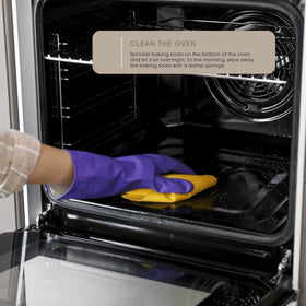 KIDU baking soda lifts stains from clothes and fabrics.
