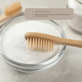 KIDU exfoliating scrub with baking soda for skin care.