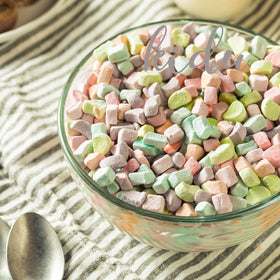 KIDU bulk marshmallow bits are party-friendly toppers