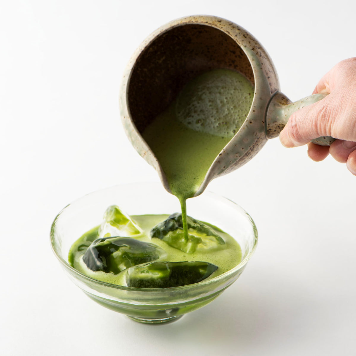 KIMIKURA matcha latte ready use, vibrant color and creamy texture.