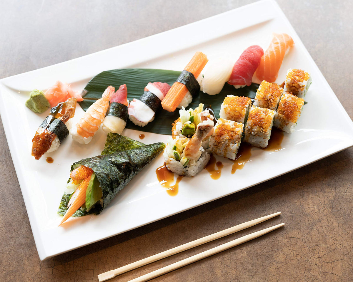 Kimnori crisp sheets hold rice well for rolls.
