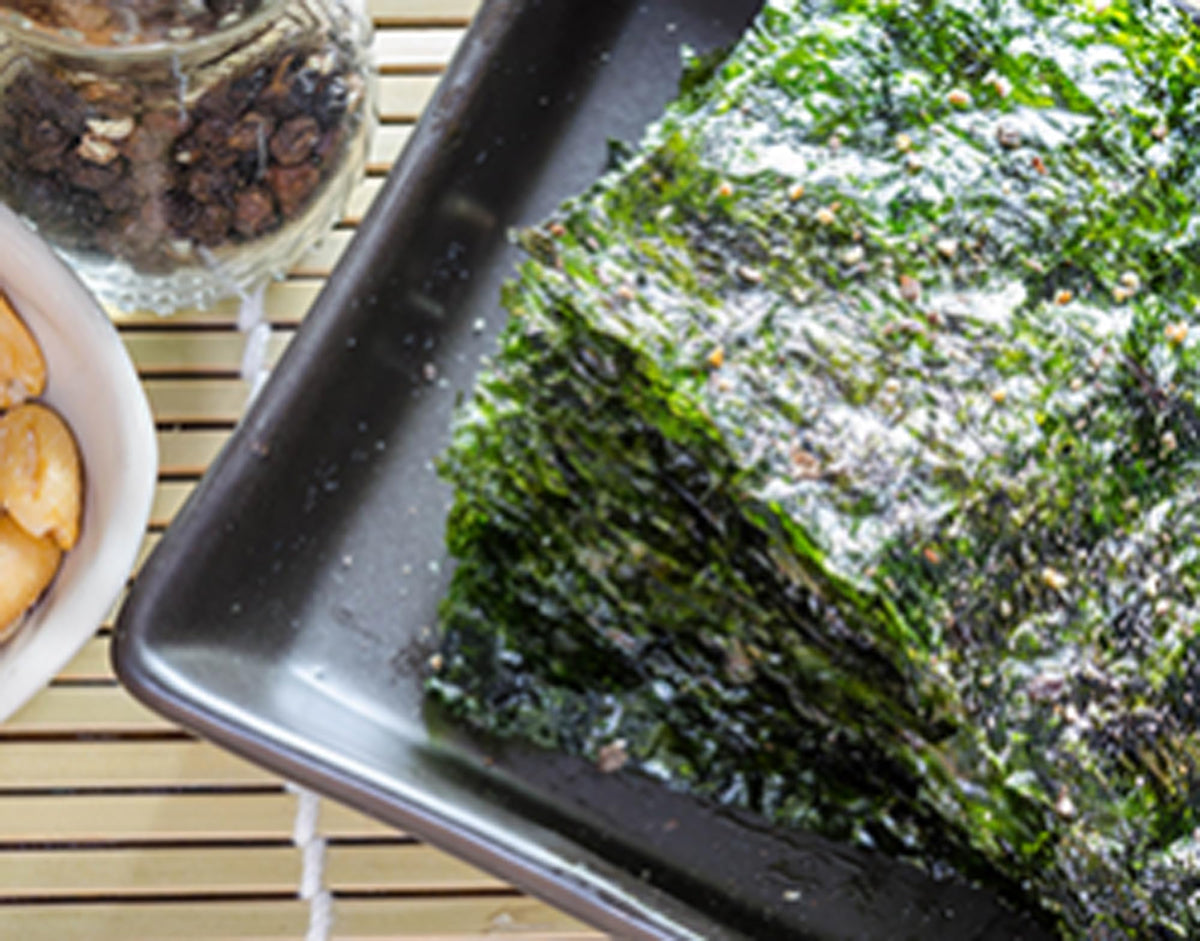 Wrap Kimnori sheets around rice for quick flavor boost.