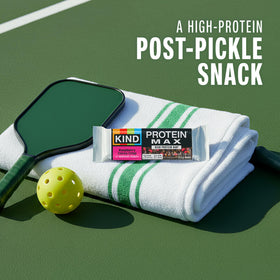KIND Protein MAX bar drizzle close-up highlights texture and flavor