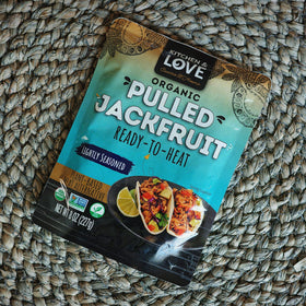 Kitchen & Love organic jackfruit shreds in stir-fry.