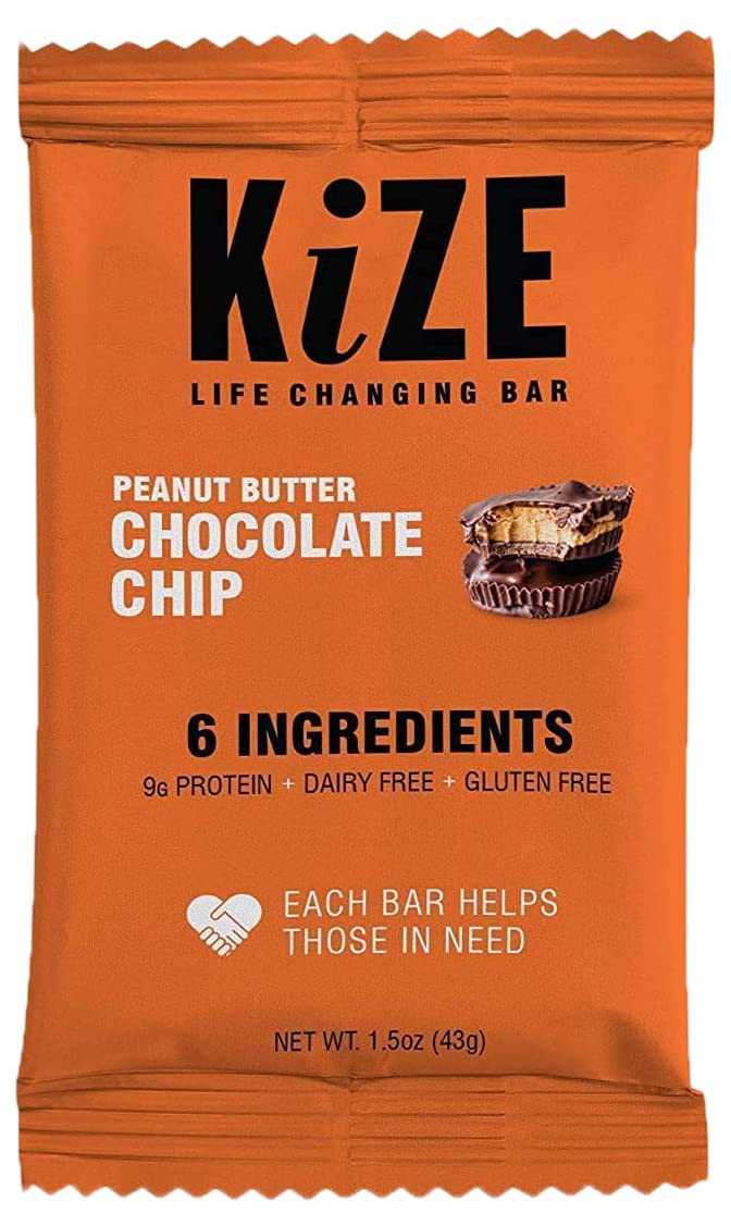 KIZE Peanut Butter Chocolate Chip Energy Bar front pack shot, highlighting convenient, protein-packed nutrition.