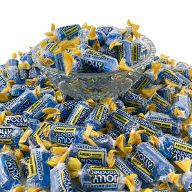Jolly Ranchers Blue Raspberry packaging may vary, delivering consistent fruit flavor.
