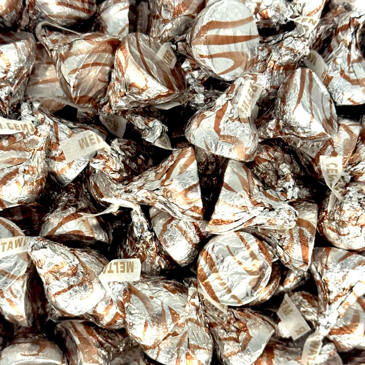 KLUB BULK Meltaway Milk Chocolate Kiss foil-wrapped for on-the-go treats.