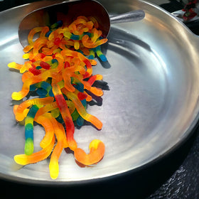 KLUB BULK packaging sugar-free worms ready for bulk display