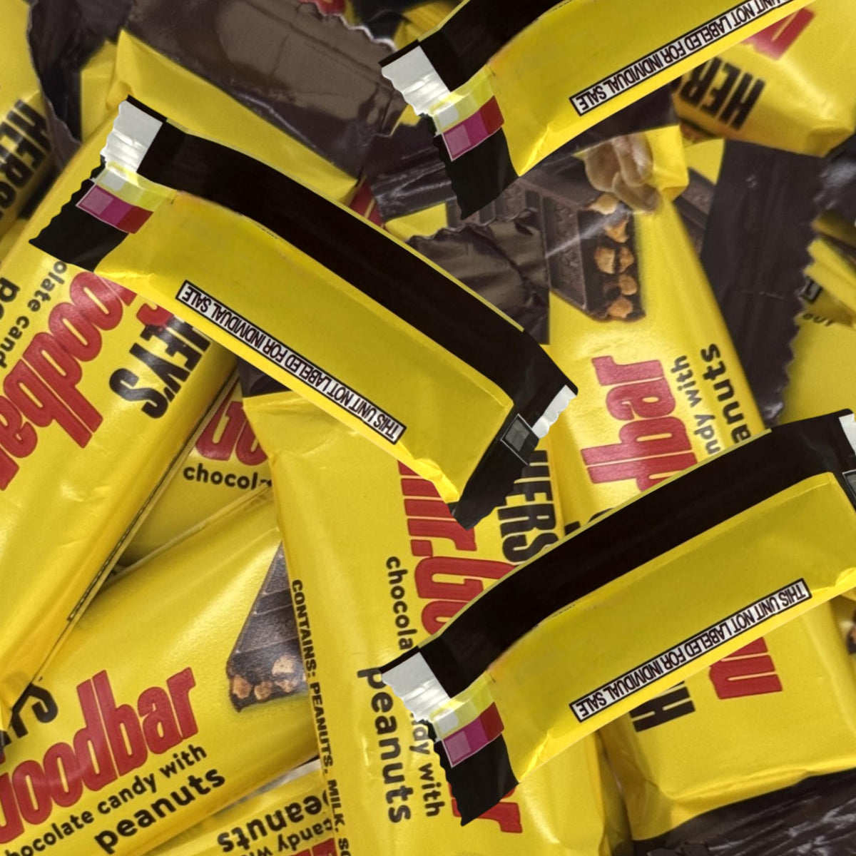 KLUB BULK Mr Good Fun Size milk chocolate peanuts bar closeup shows crunchy peanuts and creamy chocolate