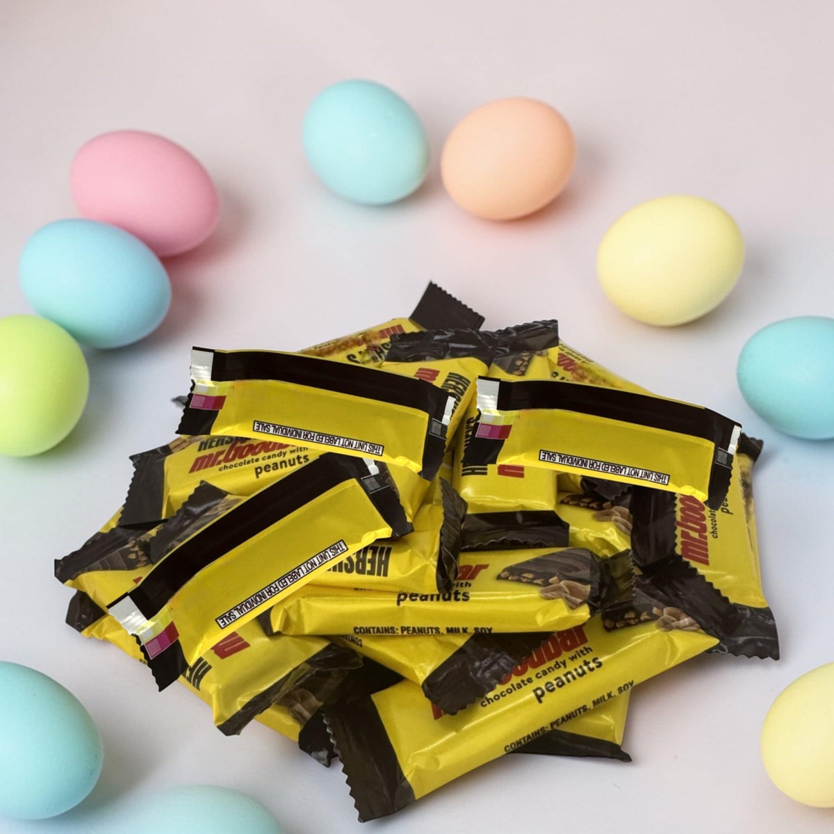 KLUB BULK Mr Good Fun Size chocolate bars on shelf, convenient on-the-go snack option