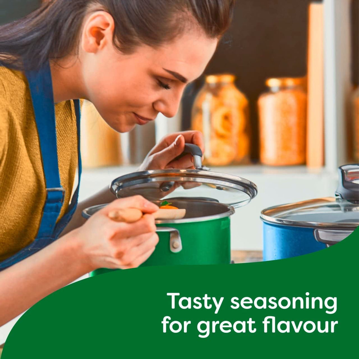 Knorr Aromat vegetables stir-fry with balanced aroma.