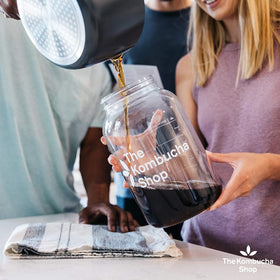 The Kombucha Shop glass brewing jar for convenient brewing.