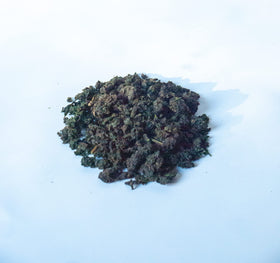 Kopabana Cameroon-sourced leaves, handpicked and dried at low temperature