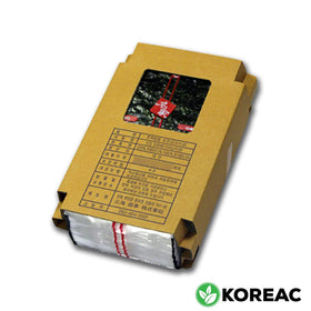 KOREAC Myungga seaweed wraps with lid and frame for easy press-and-seal triangular onigiri.