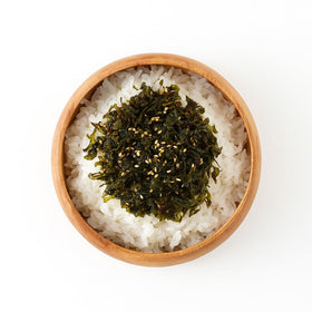 KorGourmetta Gim seaweed flakes on noodles for a light savory boost.