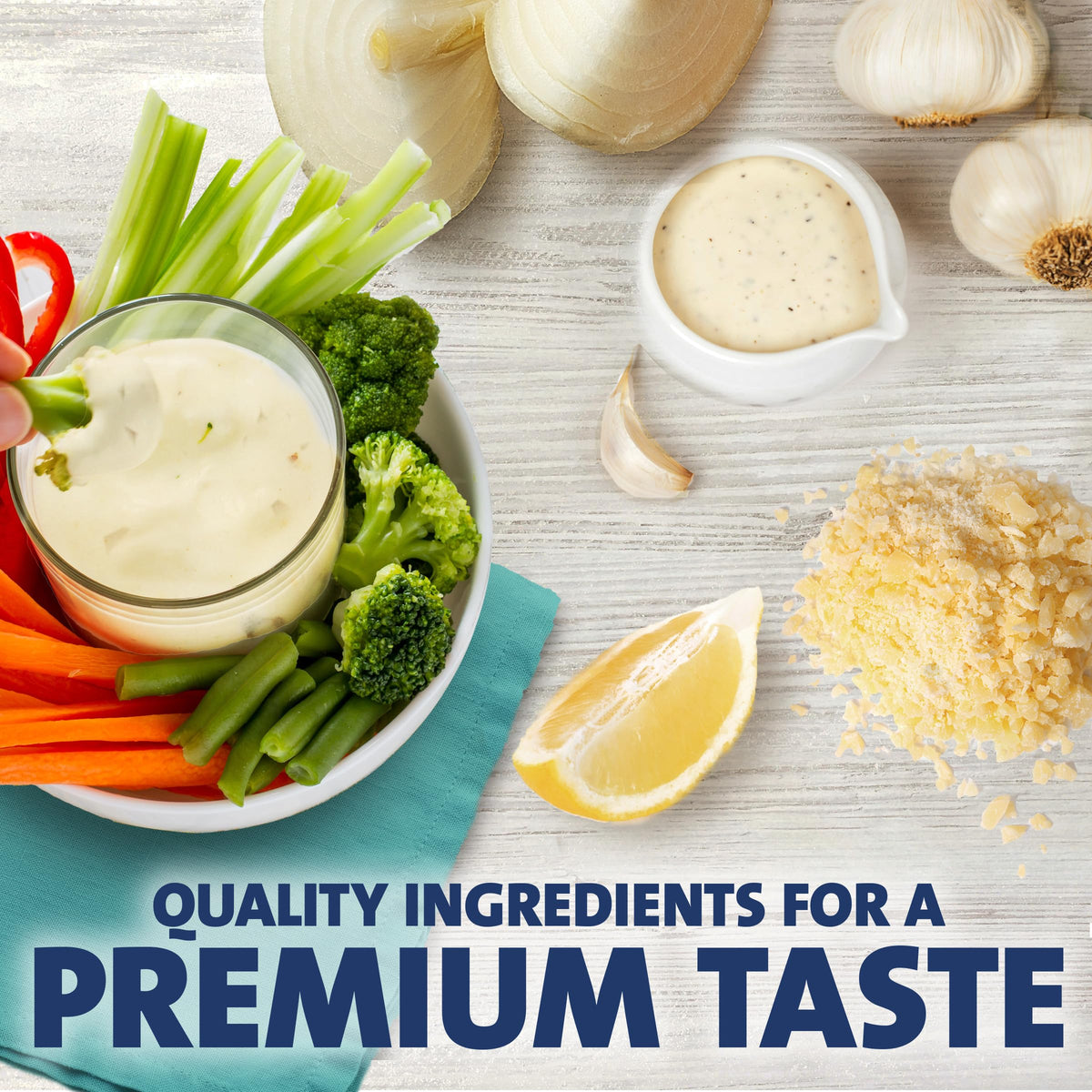Kraft Signature Creamy Caesar dressing dispensing ease feature.