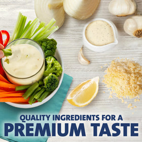 Kraft Signature Creamy Caesar dressing dispensing ease feature.