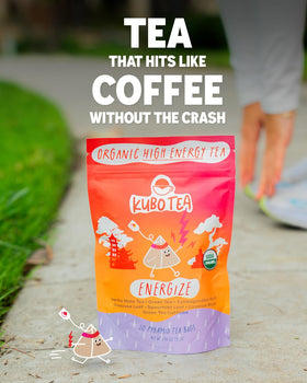 Kubo Energize tea steeping to release natural caffeine without jitters.