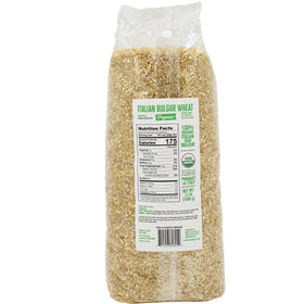 Coarse-cut bulgur close-up for hearty, quick-cook dishes by L'Oro Del Sud.