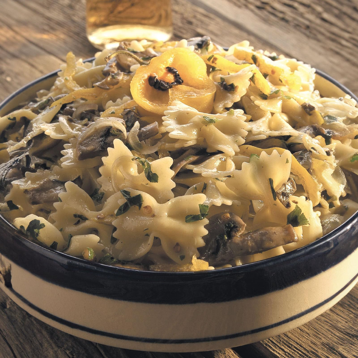 La Moderna Bow Tie Pasta served in a fresh pasta salad