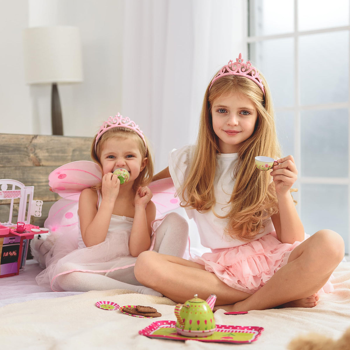 Red rooibos leaves forming the caffeine-free base for kids tea