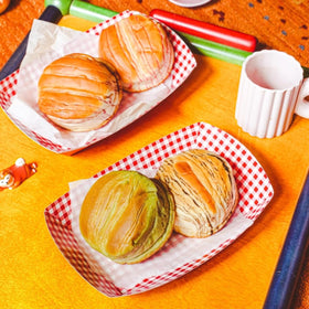 La Voie Foods Japanese Snack Box gift pack ideal for gifting
