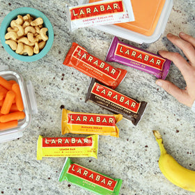 LÄRABAR Cashew Cookie snack in lunchbox for mindful snacking