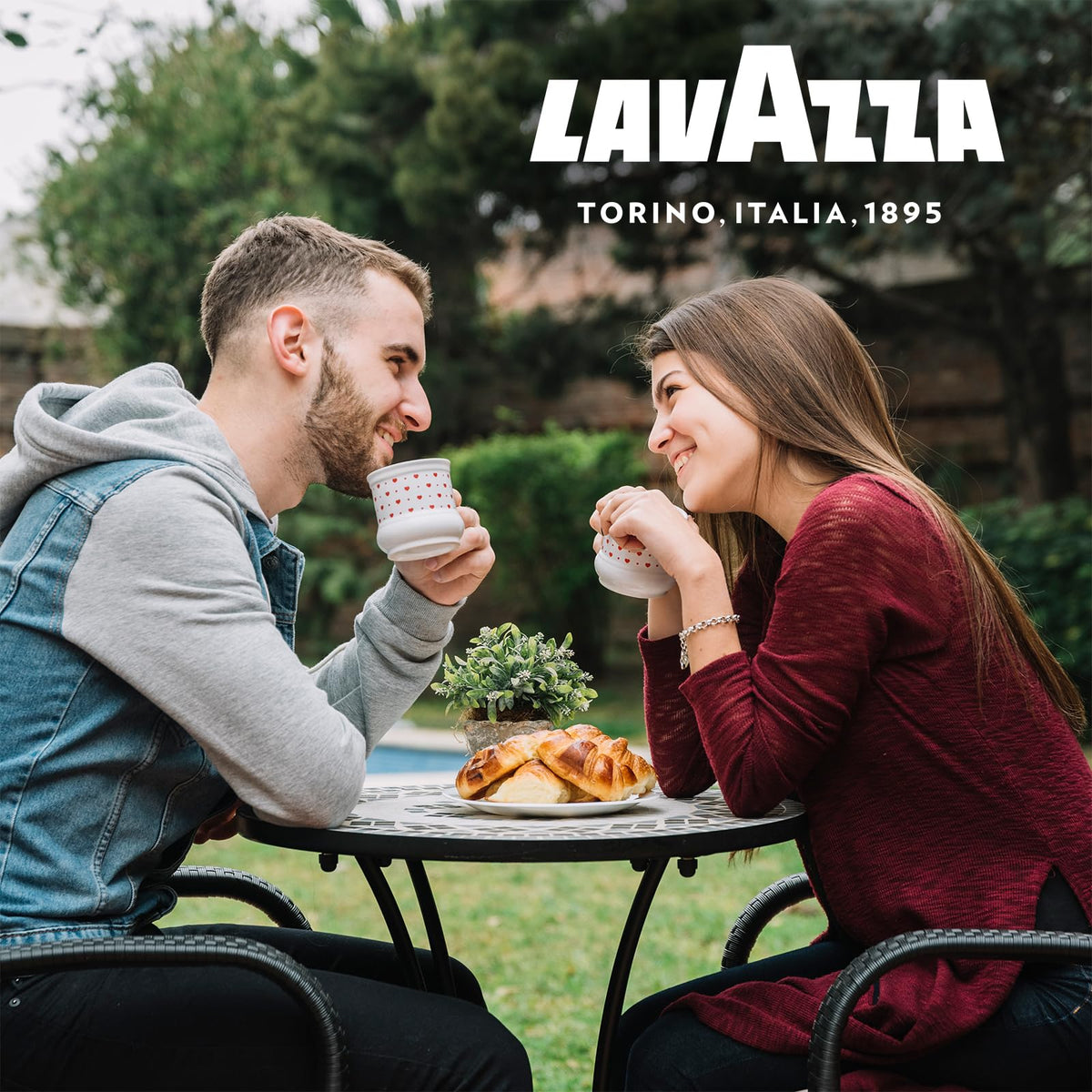 Lavazza Blue aroma crema shot highlighting inviting sensory experience