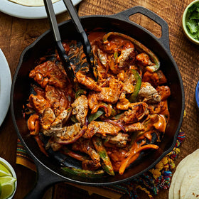 Lawry's fajitas spices no MSG label signaling clean flavor