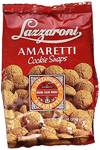Lazzaroni Amaretti Snaps crisp biscuit closeup, perfect with coffee.