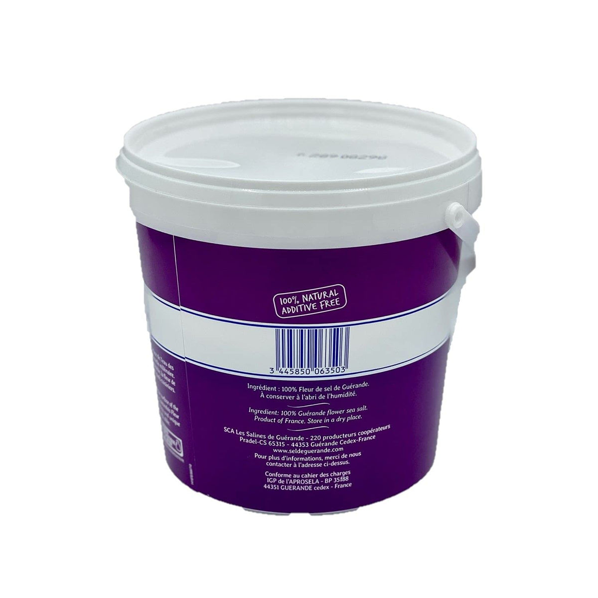 LE GUÉRANDAIS Guerande sea salt pour shot on dish enhances flavor at the table.