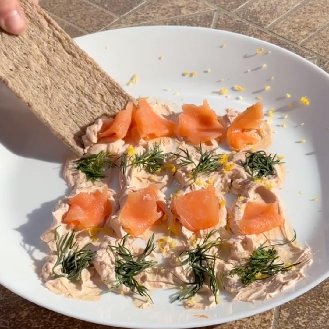Le Pain des Fleurs quinoa crispbread gluten free label