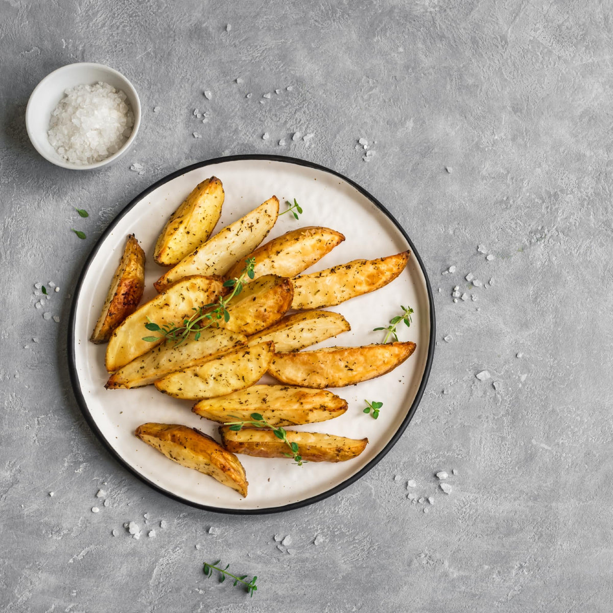 Le Saunier De Camargue finishing salt lightly boosts dishes.